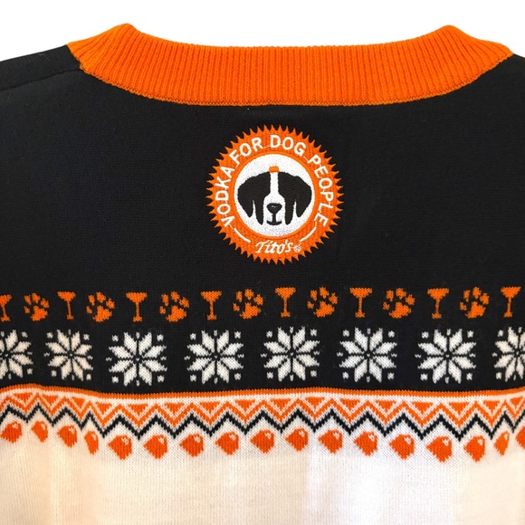 Tito’s Handmade Vodka Holiday Sweater “Let It Pour” Size Small UNISEX Christmas - Picture 8 of 15